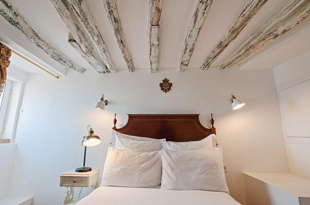 Delightful & Quirky With River Views Lisbon Bagian luar foto